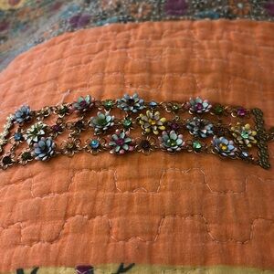Beaded floral bracelet